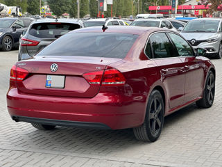 Volkswagen Passat foto 3