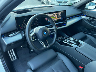 BMW 5 Series foto 8