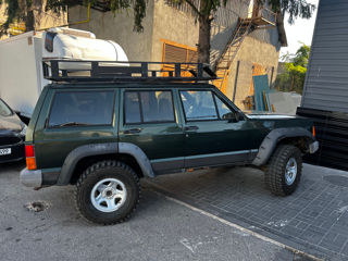 Jeep Cherokee foto 3