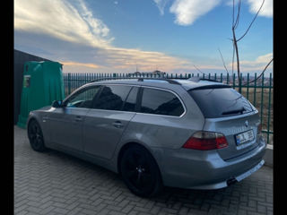 BMW 5 Series foto 3