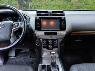 Toyota Land Cruiser Prado foto 16