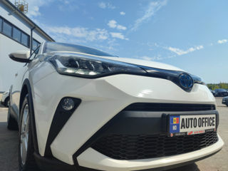 Toyota C-HR foto 3