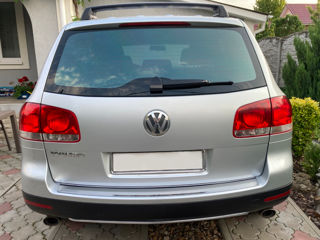 Volkswagen Touareg foto 4