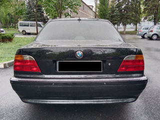 BMW 7 Series foto 5