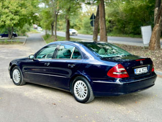 Mercedes E-Class foto 4