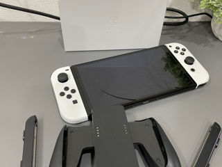 Nintendo Switch Oled foto 2