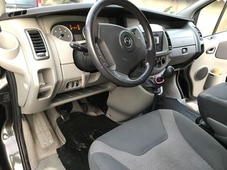 Opel Vivaro foto 8