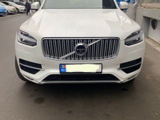 Volvo XC90 foto 1