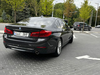 BMW 5 Series foto 9