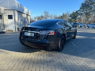 Tesla Model X foto 5