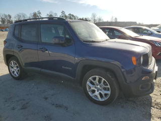 Jeep Renegade фото 3