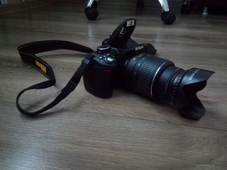 Nikon D3100 KIT 18-55 VR - stare 10/10 foto 1
