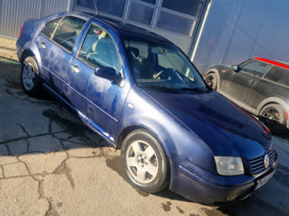 Volkswagen Jetta foto 4