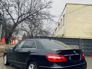 Mercedes E-Class foto 3