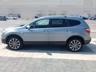 Nissan Qashqai+2