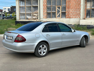 Mercedes E-Class foto 6