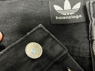 Adidas x Balenciaga jeans foto 3