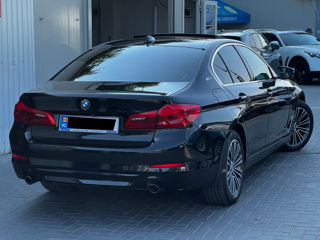 BMW 5 Series foto 3