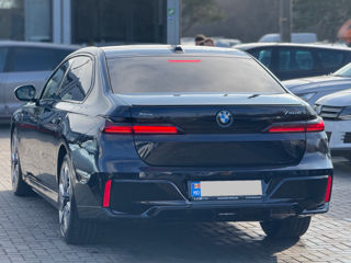 BMW 7 Series foto 5