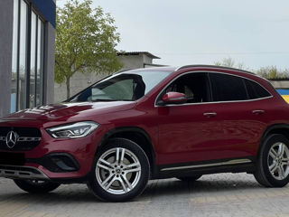 Mercedes GLA foto 1