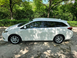 Toyota Auris foto 9