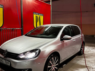 Volkswagen Golf foto 1