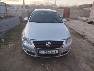 Volkswagen Passat foto 2