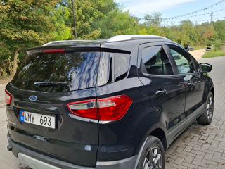 Ford EcoSport foto 3