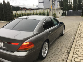 BMW 7 Series foto 2