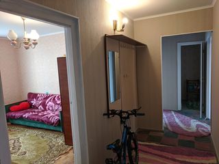 Se vinde, Apartament cu 3 odăi, seria Varnițkaia, Etaj 9/9, 72m foto 5