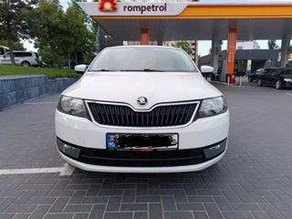 Skoda Rapid foto 2