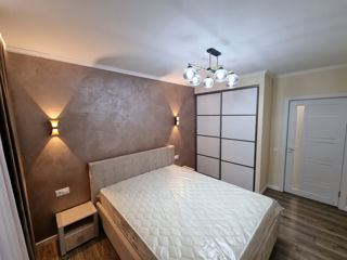 Apartament cu 3 camere, 65 m², Buiucani, Chișinău foto 3