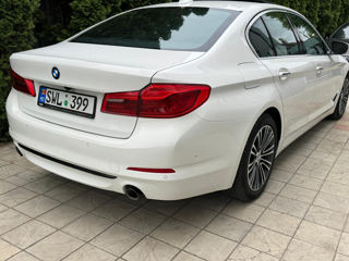 BMW 5 Series foto 2