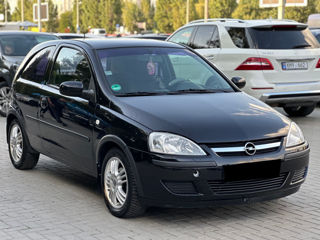 Opel Corsa foto 4