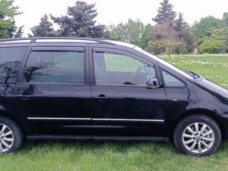 Volkswagen Sharan foto 8