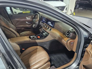 Mercedes E Class foto 15