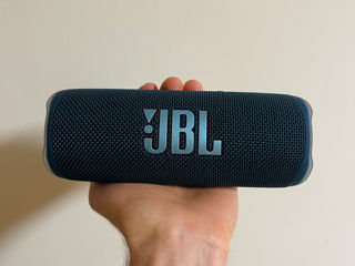 Vînd JBL Flip 6 foto 2