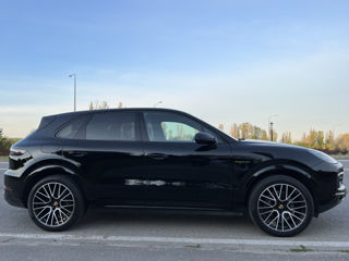 Porsche Cayenne foto 4