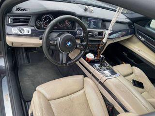 BMW 7 Series foto 6