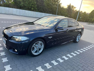 BMW 5 Series foto 4