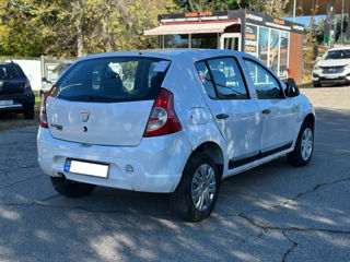 Dacia Sandero foto 4