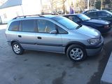 Opel Zafira foto 1