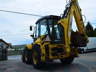 New Holland B foto 4