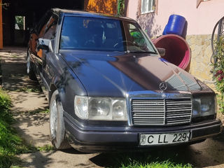 Mercedes Series (W124) foto 1