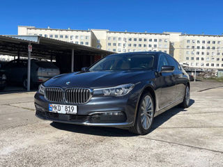 BMW 7 Series foto 1