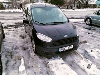 Ford Transit Courier foto 6