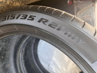 R21 315/35 Pirelli PZero foto 6