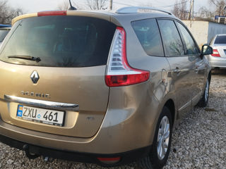 Renault Grand Scenic foto 3