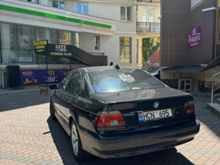 BMW 5 Series foto 9