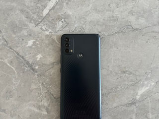 Motorola E30 foto 1